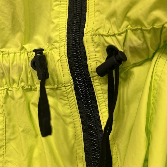 Free people movement yellow hooded romper sz x small NWOT - Picture 4 of 7